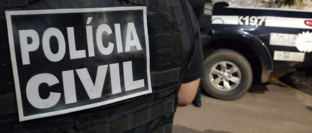 Polícia Civil prende foragido da justiça condenado a mais de 40 anos em Senador Guiomard 2 Polícia Civil prende foragido da justiça condenado a mais de 40 anos em Senador Guiomard