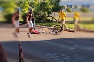 Vídeo: policial de folga reage a assalto e ladrão morre no meio da rua