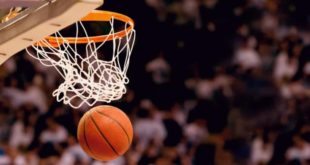 Arbitro é brutalmente espancado em jogo de basquete nos EUA