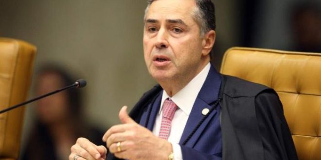 Barroso diz ser preciso restabelecer o 'poder da verdade' no Brasil