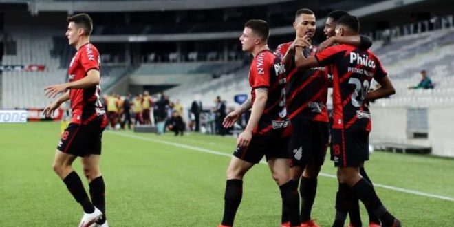 Campeão da Sul-Americana, Athletico-PR abre Libertadores contra 'freguês' Caracas