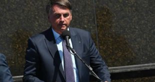Governo Bolsonaro aprova uso da Rouanet para mercado de armas