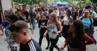 Influenciadores bolsonaristas entram na disputa por eleitor jovem