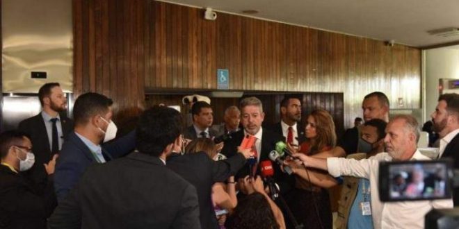 Lira: alguns deputados querem manter as regalias das Big Techs