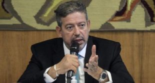 Lira recorre a STF para Câmara decidir sobre cassação em casos como o de Silveira