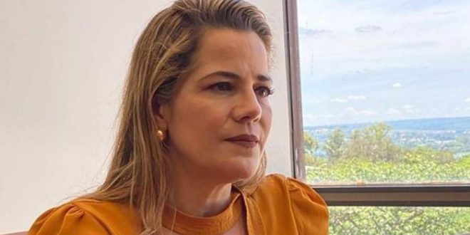 Mara Rocha solicita abertura de agência da Caixa Econômica em Acrelândia