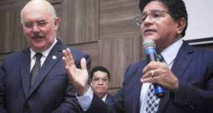 Milton Ribeiro diz à PF que recebeu pastor a pedido de Bolsonaro, mas nega privilégio