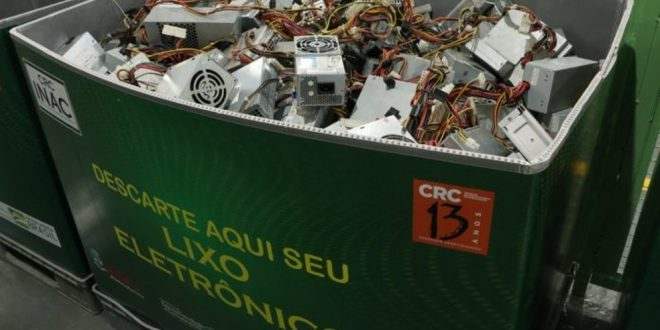 Projeto institui política de reciclagem de computadores descartados por órgãos públicos