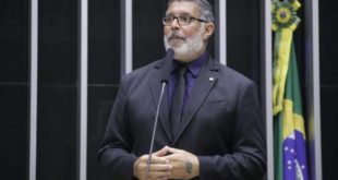 Proposta cria auxílio combustível de R$ 250 para valer depois da eleição deste ano