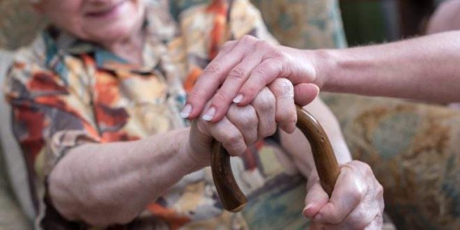 Proposta prevê medidas protetivas para idosos e pessoas com deficiência