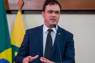 Rincón está internado em estado 'muito crítico', diz novo boletim médico
