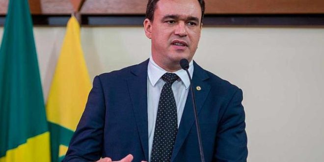 Rincón está internado em estado 'muito crítico', diz novo boletim médico