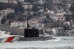 Rússia diz ter usado submarino em ataque à Ucrânia pela primeira vez