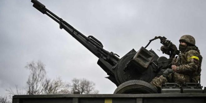 Russos tomam primeira cidade no Donbass