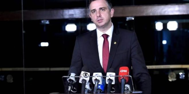 Sob pressão, Pacheco diz que CPI passa por crivo da presidência do Senado