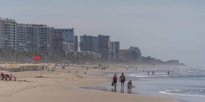 Tiroteio afugenta turistas em praia de Acapulco, no México