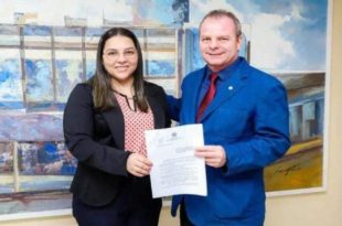 Gladson sanciona projeto de Longo que proíbe comercialização de fogos com barulho no ACLeia Mais - Acreinfoco Últimas Notícias do Acre: