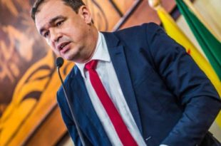 Zen destaca problemas no retorno às aulas e na Saúde Pública