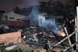 Homem queima corpo de ex-mulher e incendeia casa da vítima em Rio Branco