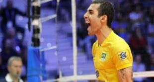 Douglas Souza anuncia volta ao vôlei após se aposentar da seleção