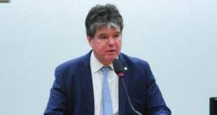 Deputados reclamam da ausência do governo em audiência pública sobre o INSS