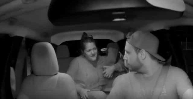 Motorista viraliza após expulsar clientes por comentário racista