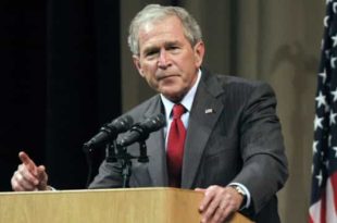 Bush se confunde e fala em invasão injustificada do Iraque ao se referir à Ucrânia