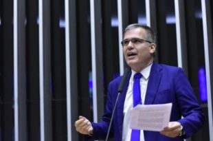 Comissão aprova projeto que obriga serviços assistenciais a notificarem maus-tratos contra idosos