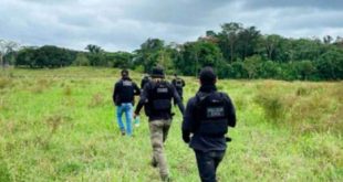 Homem acusado de matar jovem a golpes de facão é preso no interior do Acre