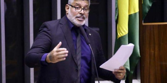 Projeto prevê sanção administrativa a quem discriminar pessoa com transtorno do espectro autista