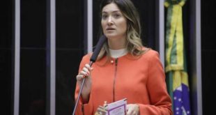 Câmara aprova MP que instituiu o valor do salário mínimo em R$ 1.212