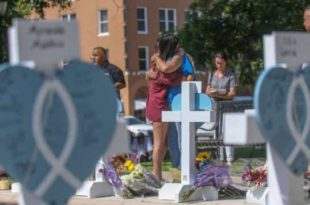 Tiroteio no Texas: menina de 11 anos se sujou com sangue e se fingiu de morta para sobreviver