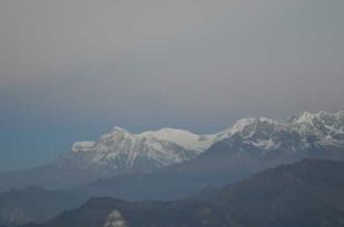 Avião desaparece com 22 pessoas a bordo no Nepal
