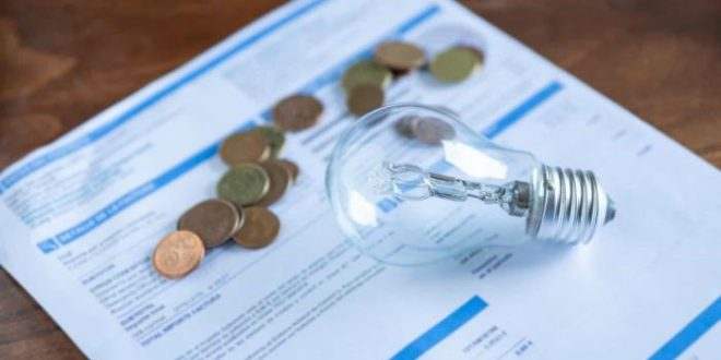 Aumento na conta de energia elétrica: brasileiros vão pagar 12% a mais na tarifa enquanto governo subsidia exportadores de grãos