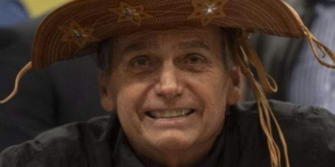 Bolsonaro dobra número de viagens em 2022 e acumula eventos com perfil eleitoral