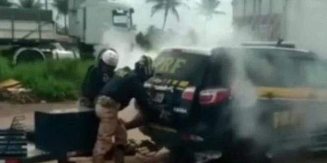 Câmara de gás dentro de viatura da PRF mata homem com transtorno mental