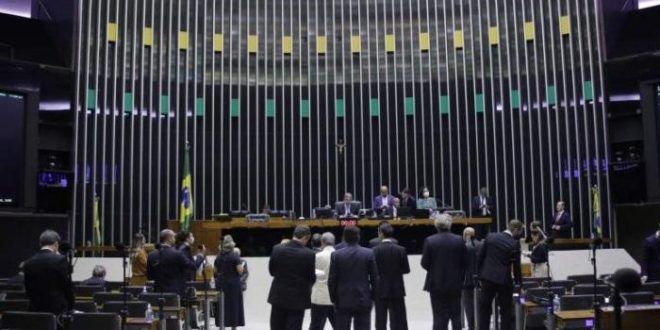 Câmara pode analisar seis medidas provisórias na próxima semana
