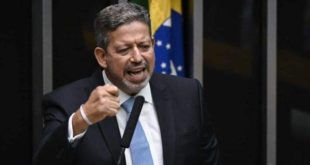 Comissão rejeita projeto que torna obrigatória a presença de veterinário em lojas especializadas