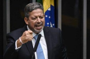 Comissão rejeita projeto que torna obrigatória a presença de veterinário em lojas especializadas
