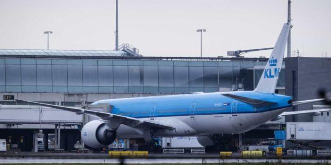 Família leva bomba a aeroporto e causa pânico entre viajantes em Israel