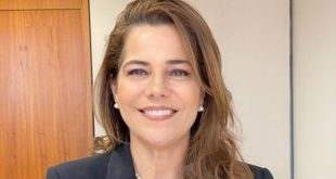 Mara Rocha anuncia o pagamento de Emenda de R$ 405 mil para a Prefeitura de Rodrigues Alves adquirir Caminhão de Carga Seca para a Comunidade de Paraná dos Mouras