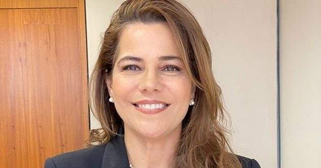 Mara Rocha anuncia o pagamento de Emenda de R$ 405 mil para a Prefeitura de Rodrigues Alves adquirir Caminhão de Carga Seca para a Comunidade de Paraná dos Mouras