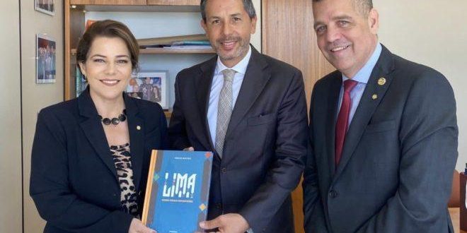 Mara Rocha e Vice-Governador Major Rocha se reúnem com novo Embaixador do Peru para tratar de negócios entre o Estado do Acre e o país andino