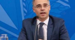 Mendonça anula condenação de Arruda e ex-governador pode voltar a ser elegível