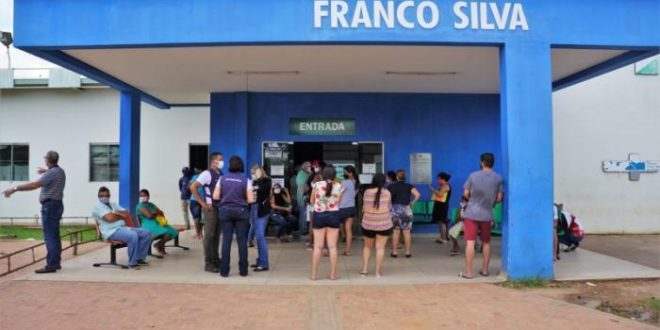 Pacientes denunciam: diretor técnico da UPA da Sobral falta a plantões para atender em clínica particular