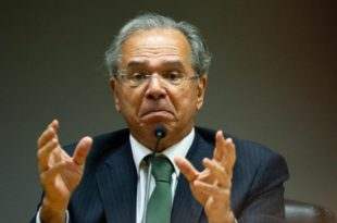 Para Guedes, democracia brasileira 'é barulhenta, mas funciona'