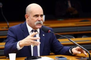 Projeto garante a policiais e MP acesso a dados de tornozeleira eletrônica sem ordem judicial