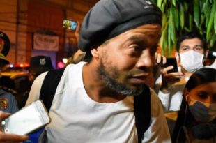Ronaldinho Gaúcho vira sócio de liga de futebol nos EUA e México