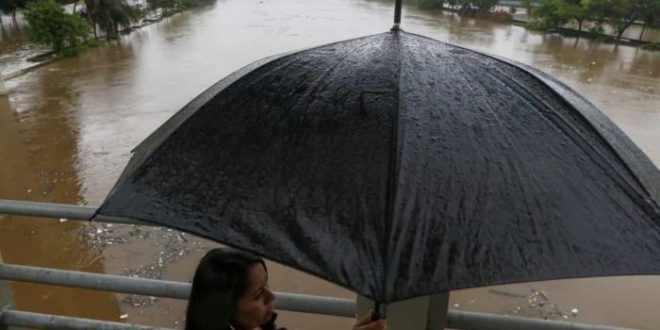 SC tem 27 municípios em estado de emergência após fortes chuvas
