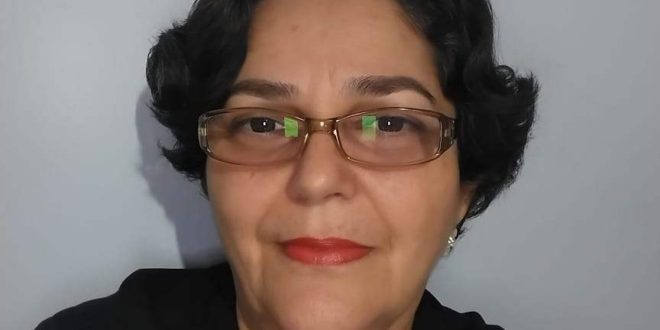A escritora Joelma Franzini bate um papo ao vivo nesta terça-feira no acreinfoco